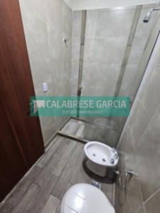 SE ALQUILA CASA DE 3 DORMITORIOS ZONA LA TOMA 