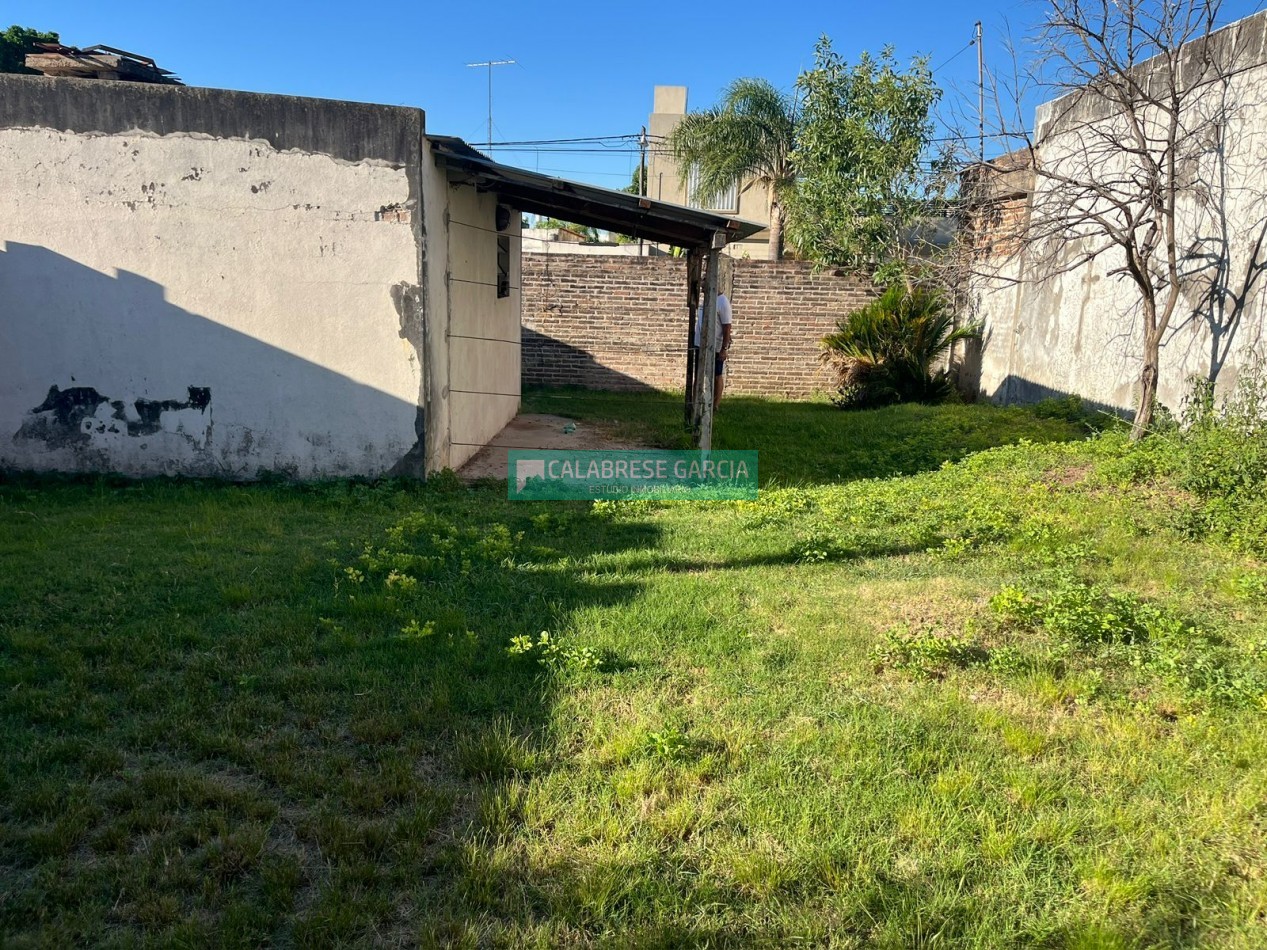 Oportunidad Casa en esquina Blas Parera y Zuviria!