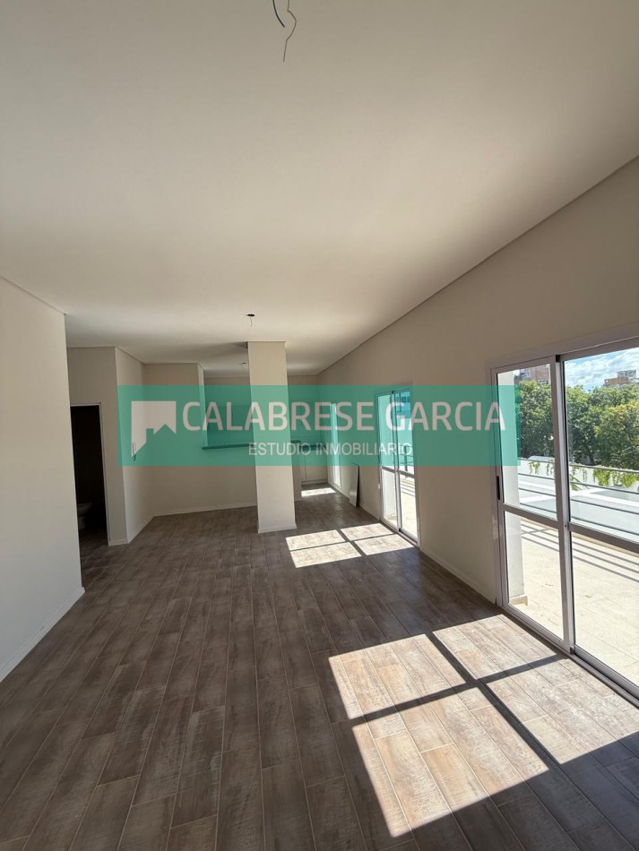 En venta departamento tres dormitorios zona centro ! 