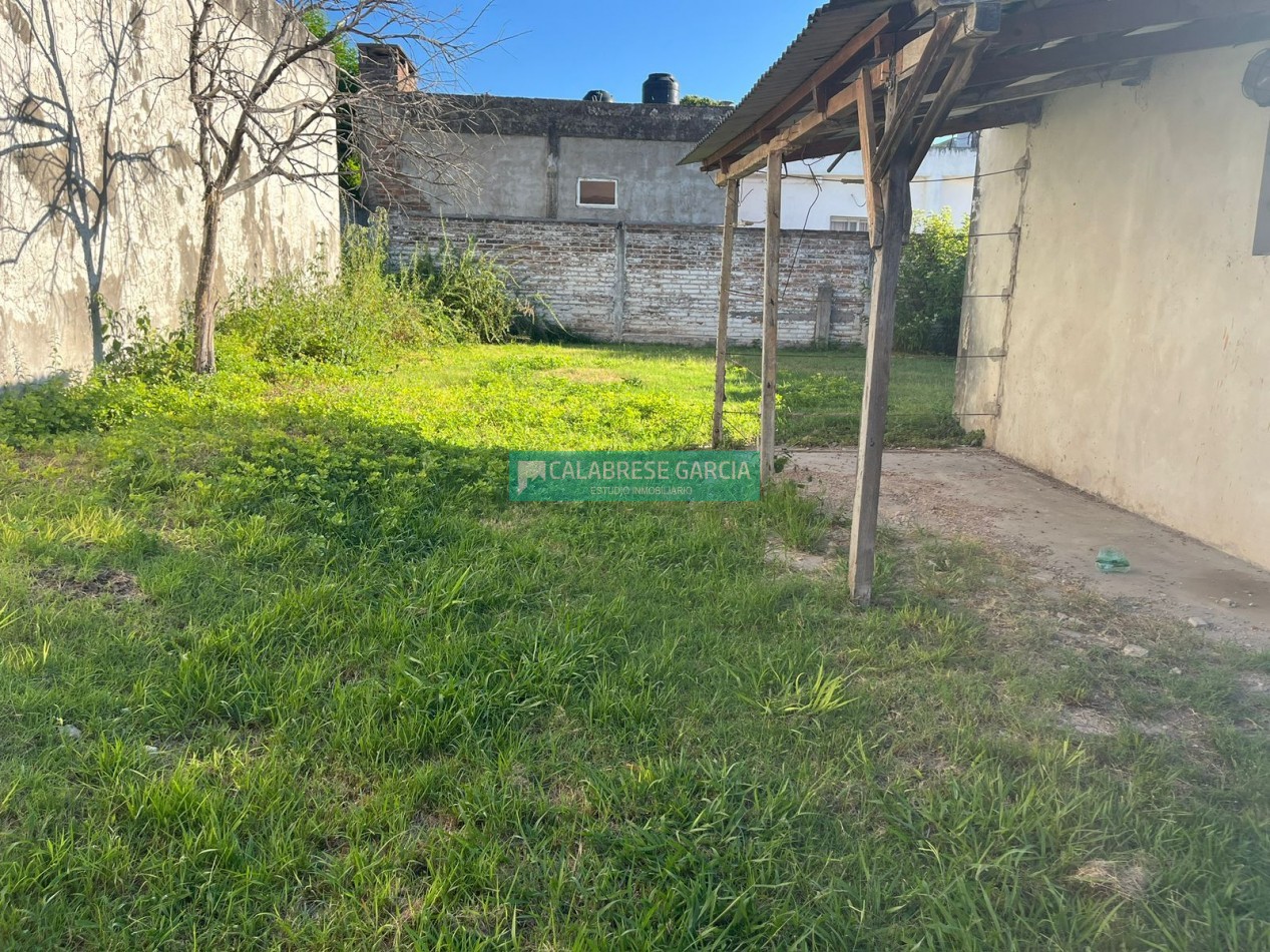 Oportunidad Casa en esquina Blas Parera y Zuviria!