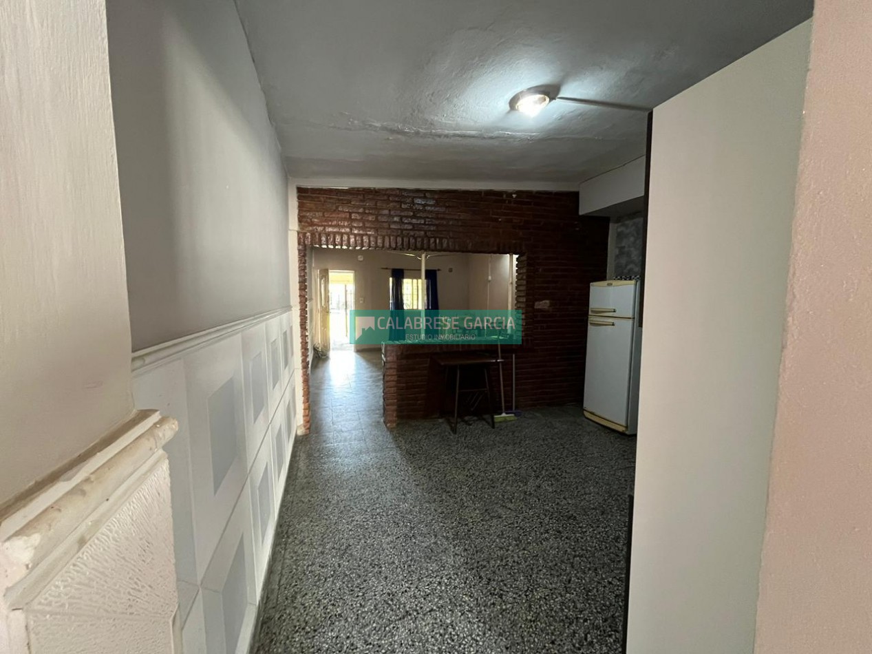 Alquilo casa  amoblada sobre Garrigo casi Miguel David