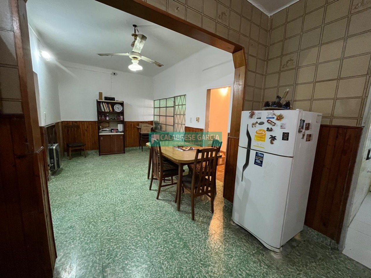 Se vende casa zona Plaza Saenz Peña