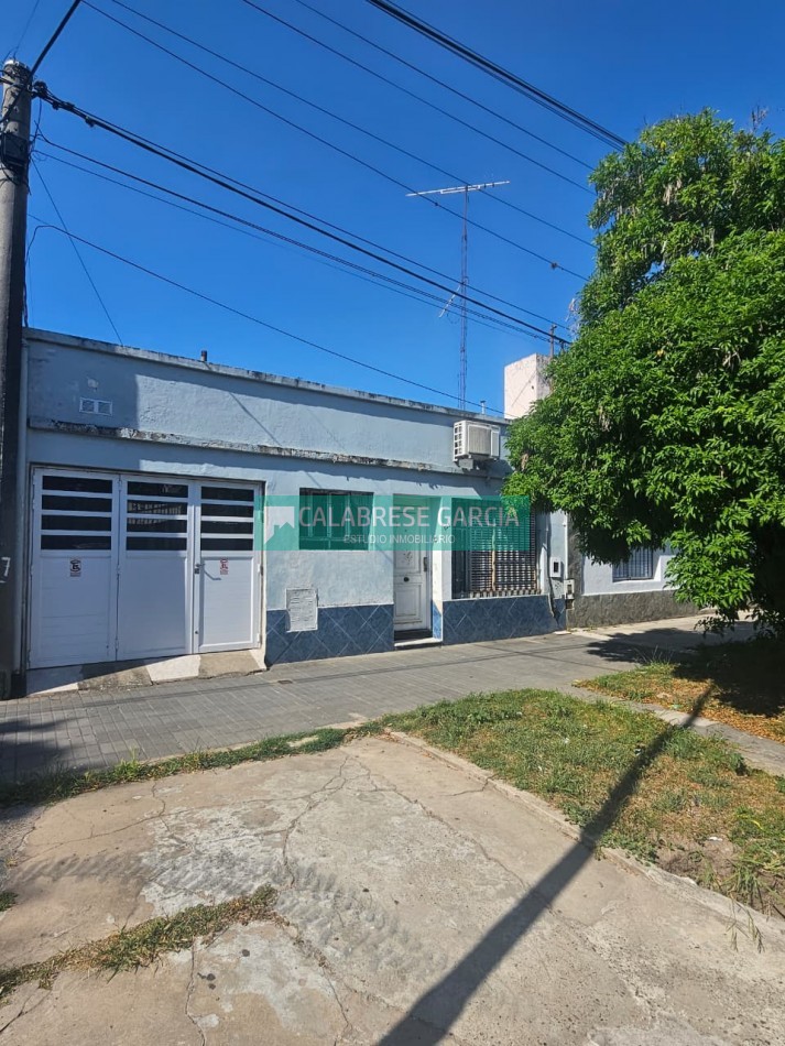 SE VENDE CASA ZONA CENTRO PARA ENTRAR A VIVIR