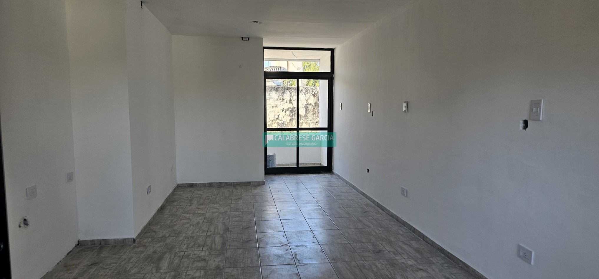 SE Alquila monoambiente zona Plaza Saenz Peña