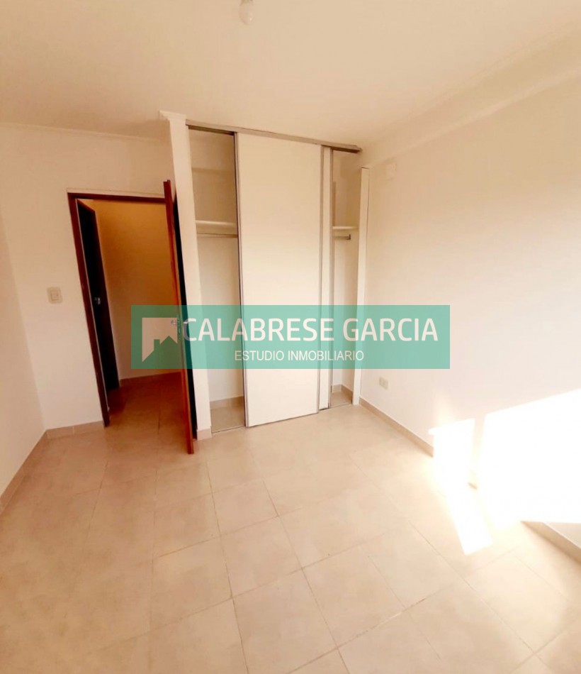 Se vende departamernto de dos Dormitorios zona centro 