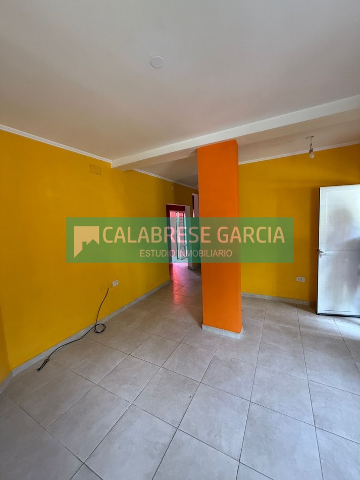 se vende PH en planta baja en calle Maipu