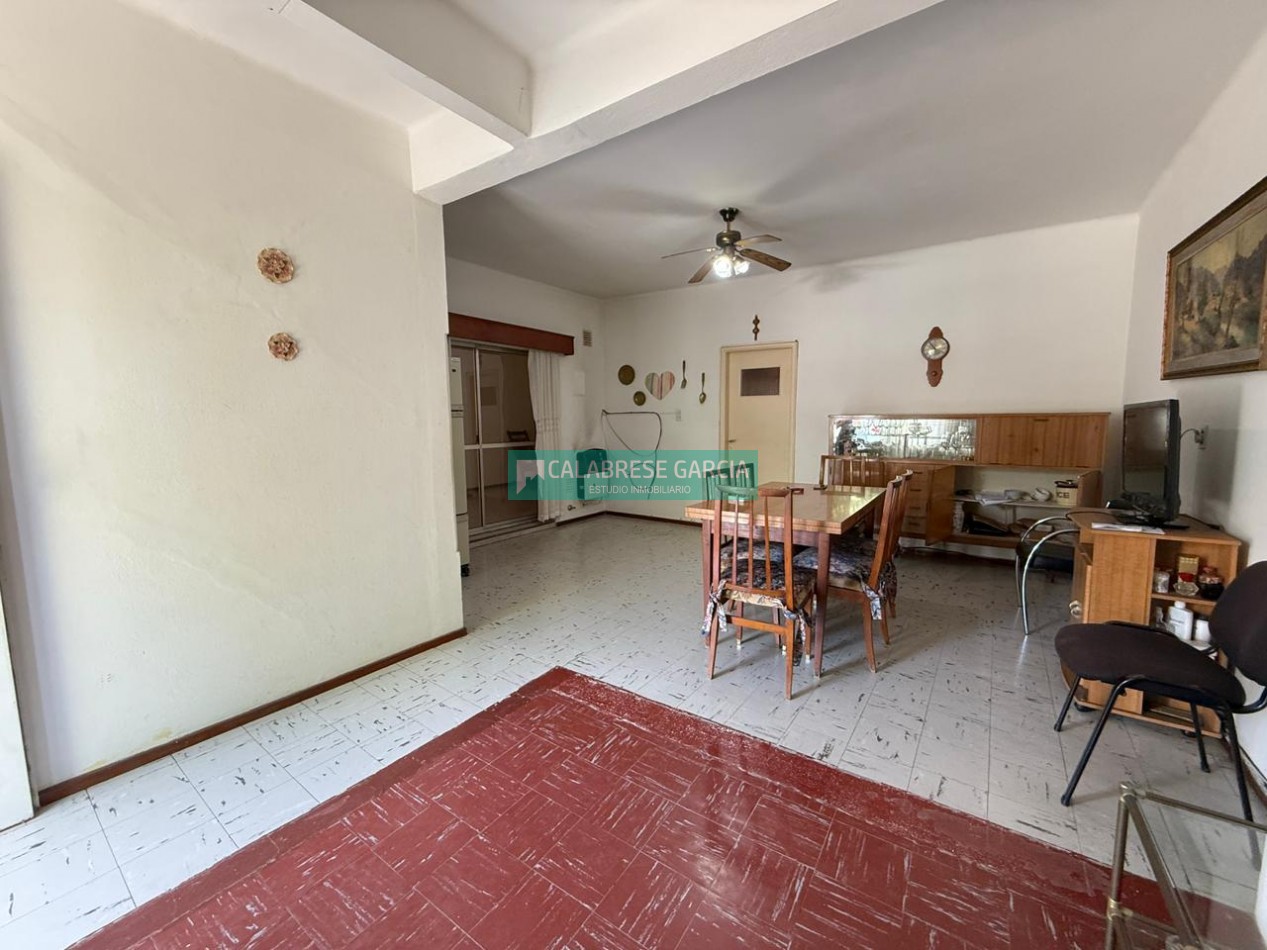 SE VENDE CASA ZONA CENTRO PARA ENTRAR A VIVIR