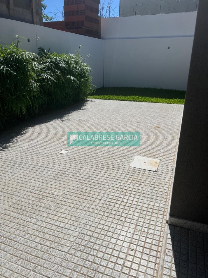 SE VENDE CASA TIPO DUPLEX DE 3 DORMITORIOS ZONA PARACAO