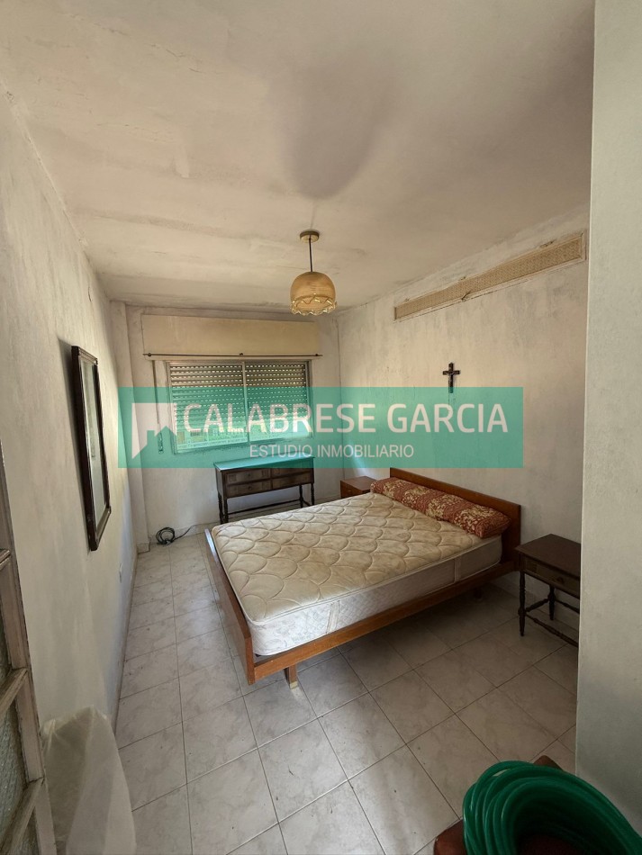 se vende planta alta en calle Maipu