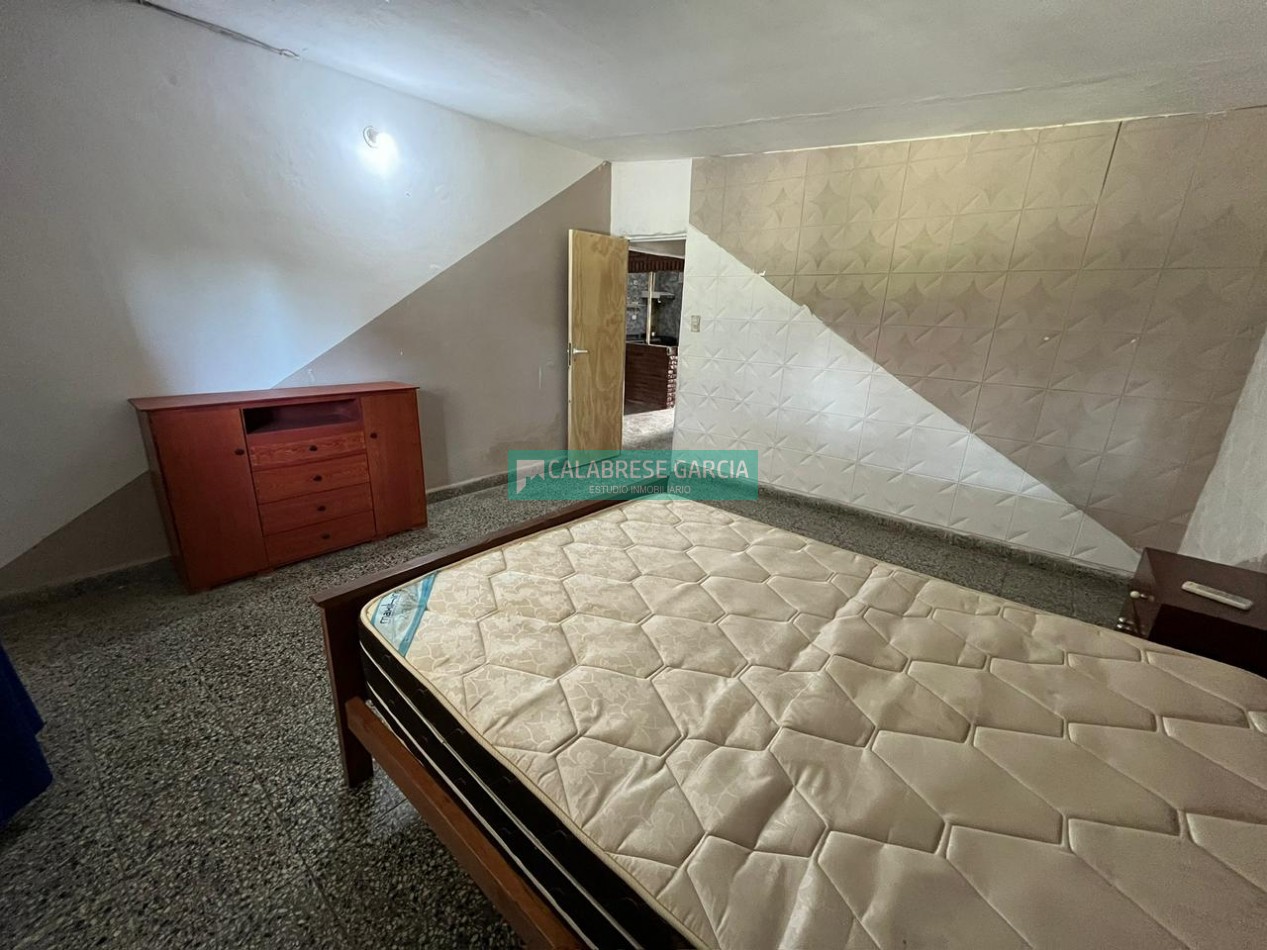 Alquilo casa  amoblada sobre Garrigo casi Miguel David