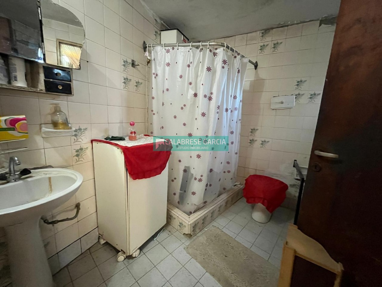 Se vende casa zona Plaza Saenz Peña