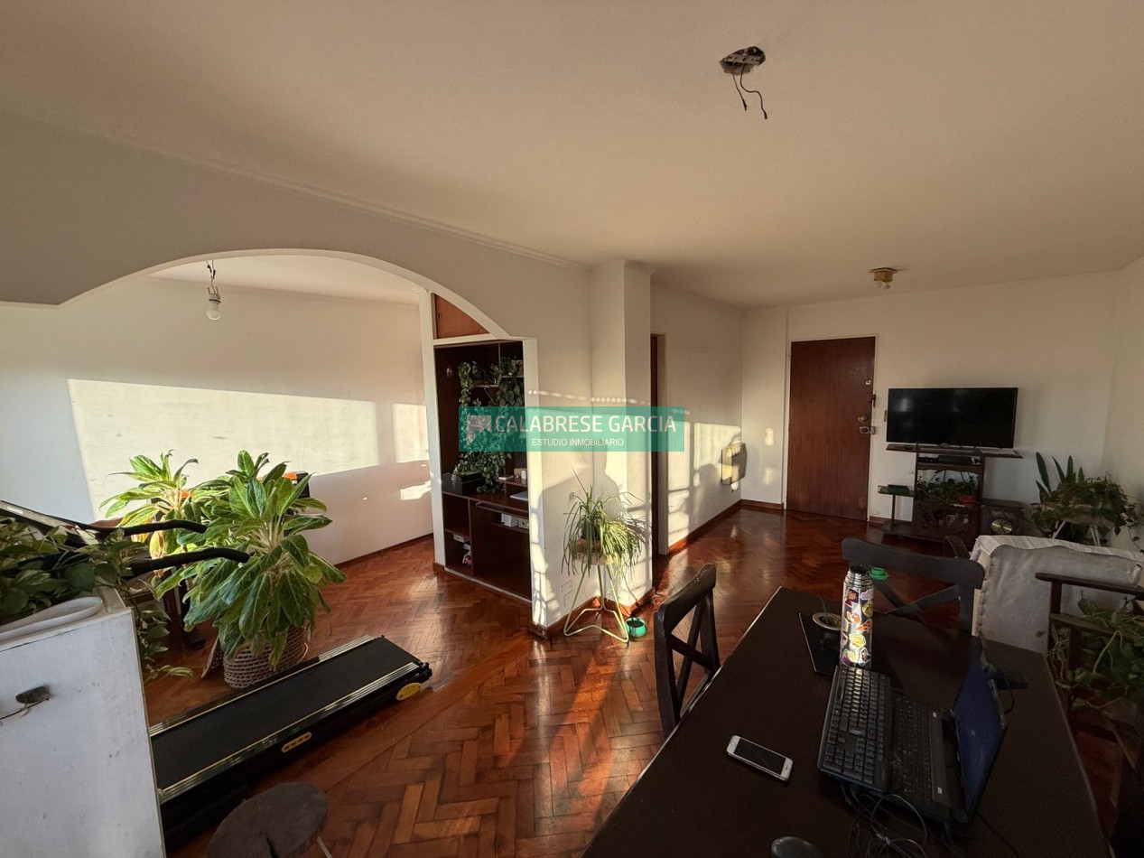 SE VENDE DEPARTAMENTO ZONA PARQUE URQUIZA