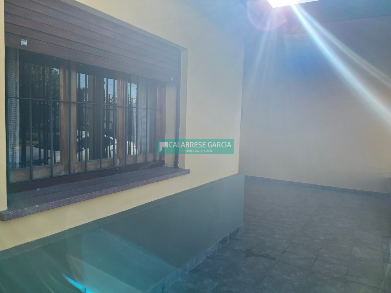 Oportunidad Casa en esquina Blas Parera y Zuviria!