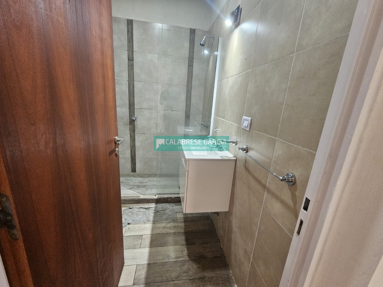 SE ALQUILA CASA DE 3 DORMITORIOS ZONA LA TOMA 