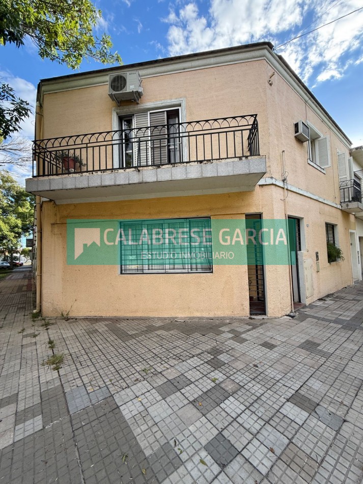se vende PH en planta baja en calle Maipu