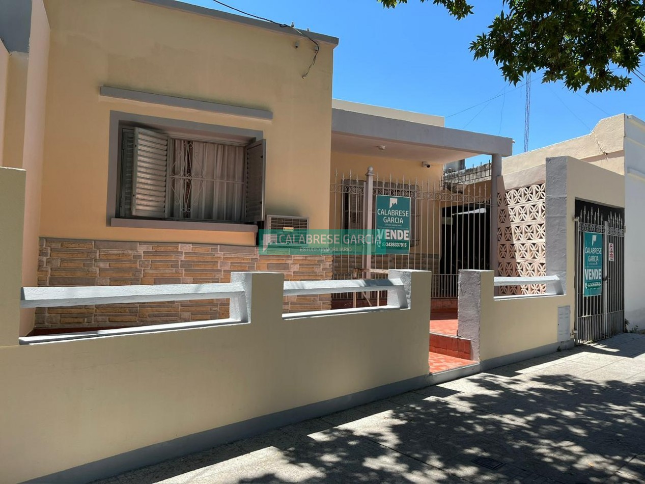 Se vende casa zona Plaza Saenz Peña