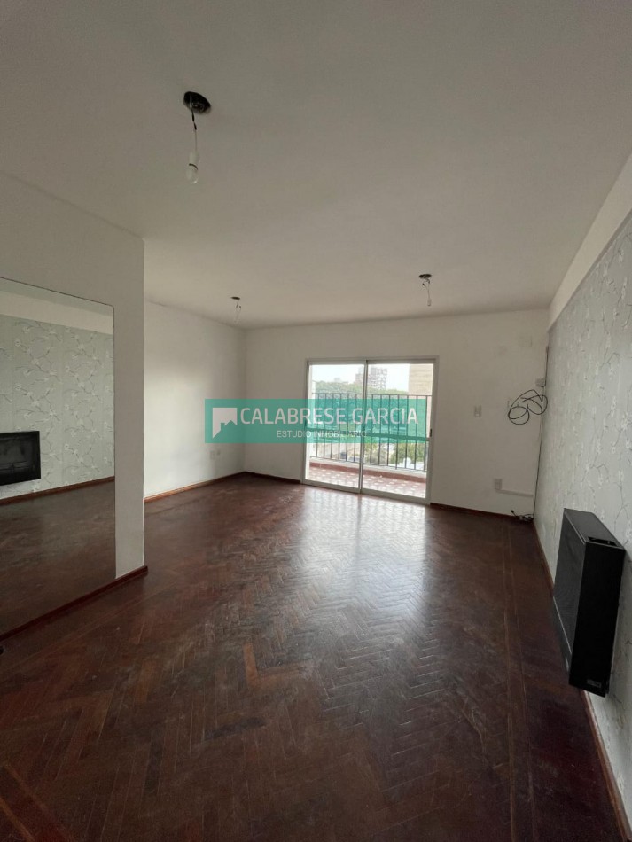 SE VENDE DEPARTAMENTO ZONA PARQUE RECICLADO