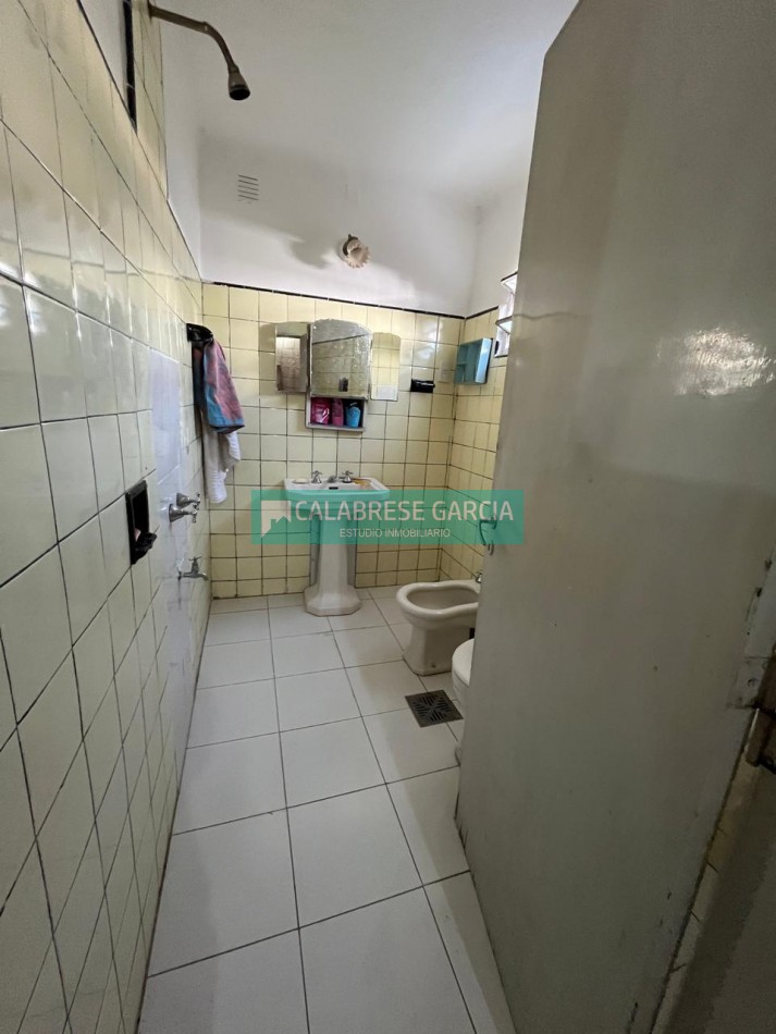 Se vende casa zona Plaza Saenz Peña