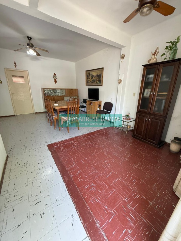 SE VENDE CASA ZONA CENTRO PARA ENTRAR A VIVIR