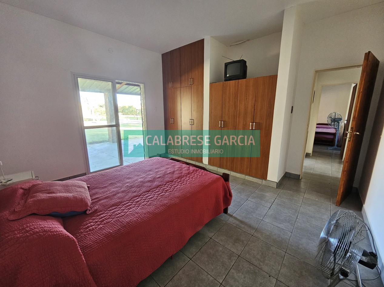 En venta casa quinta, impecable , barrio  el Molino . Sauce Motrull !