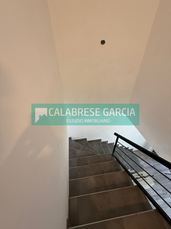 Se vende duplex zona Paracao 