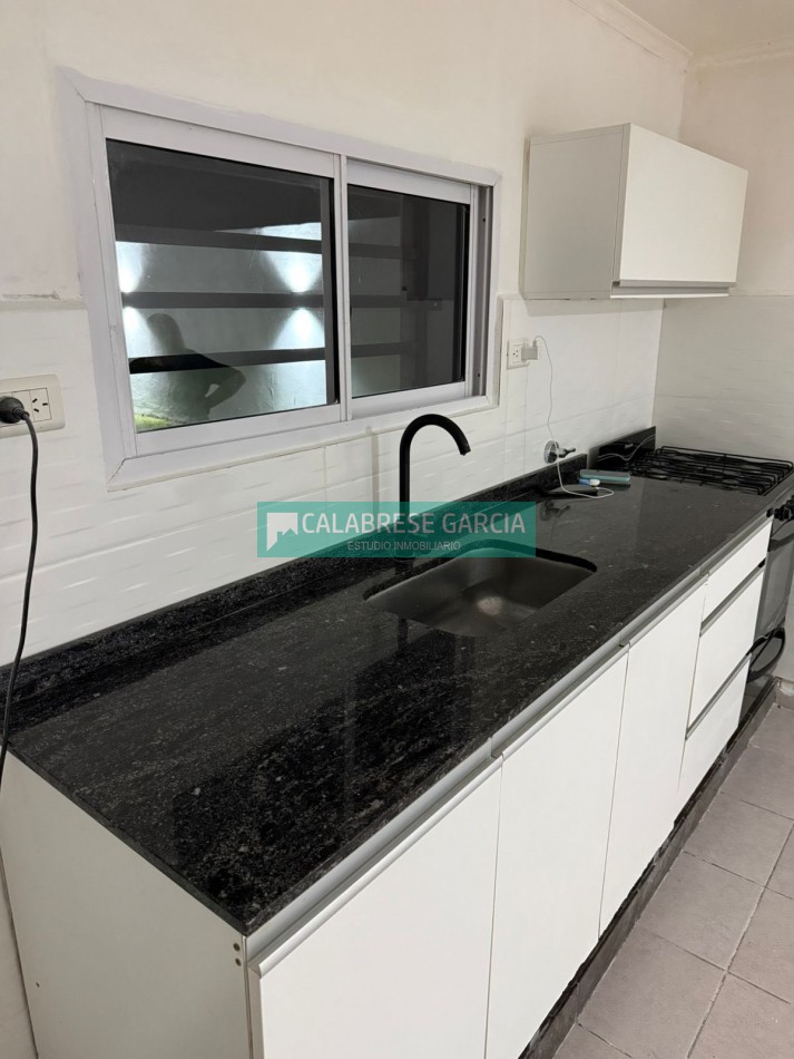 SE ALQUILA CASA 3 DORMITORIO CON PISCINA ZONA CRISOLOGO LARRALDE Y ZANNI