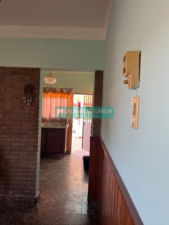 Oportunidad Casa en esquina Blas Parera y Zuviria!