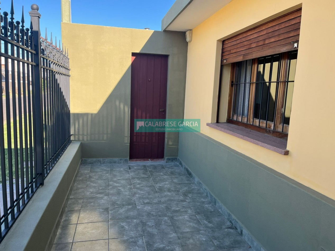 Oportunidad Casa en esquina Blas Parera y Zuviria!