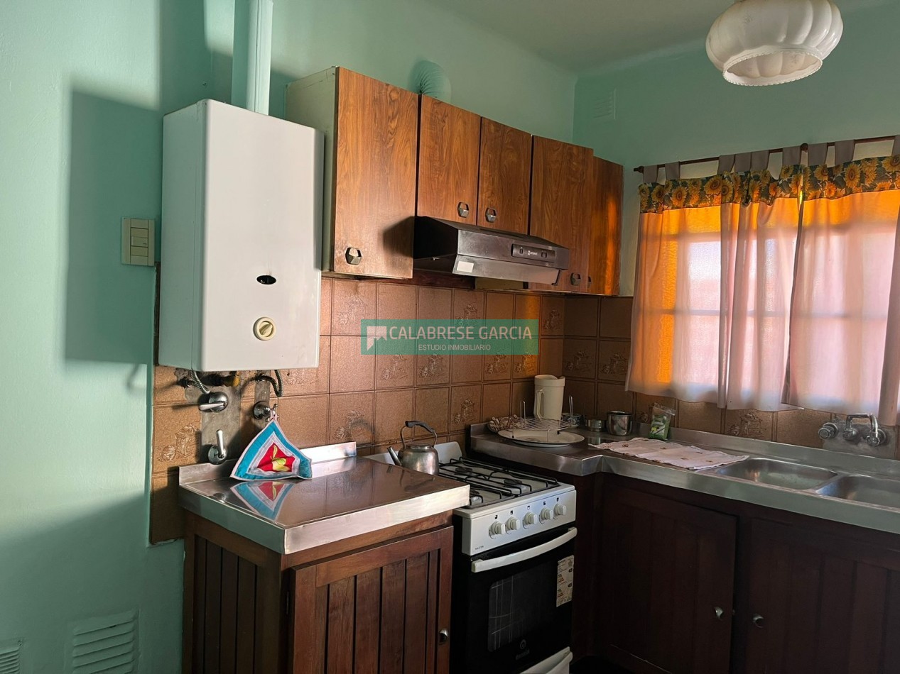 Oportunidad Casa en esquina Blas Parera y Zuviria!