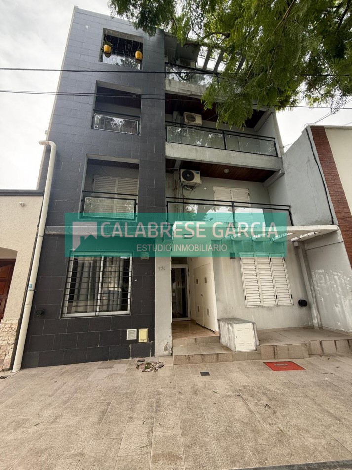 Se vende departamernto de dos Dormitorios zona centro 