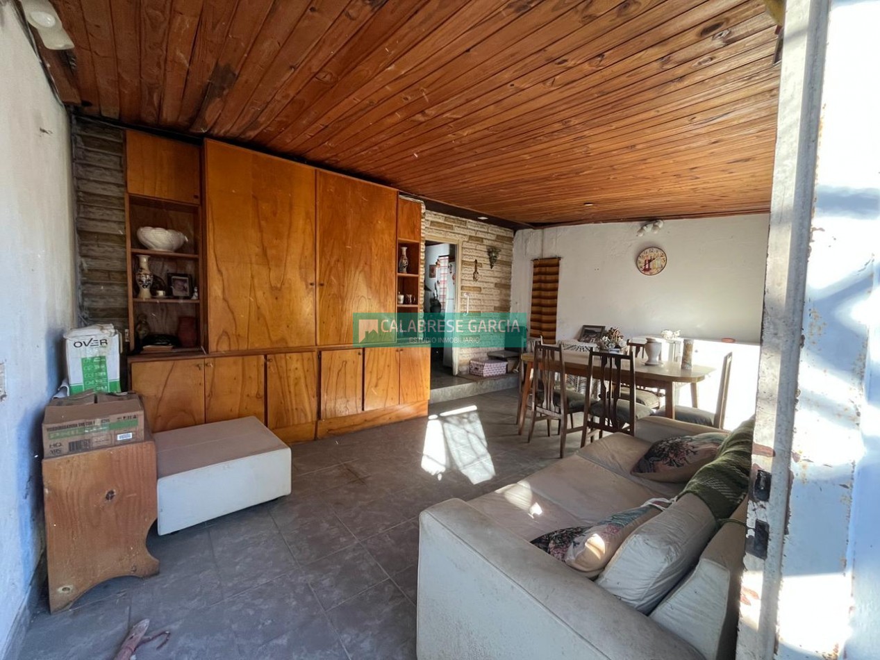 Se vende casa zona Plaza Saenz Peña