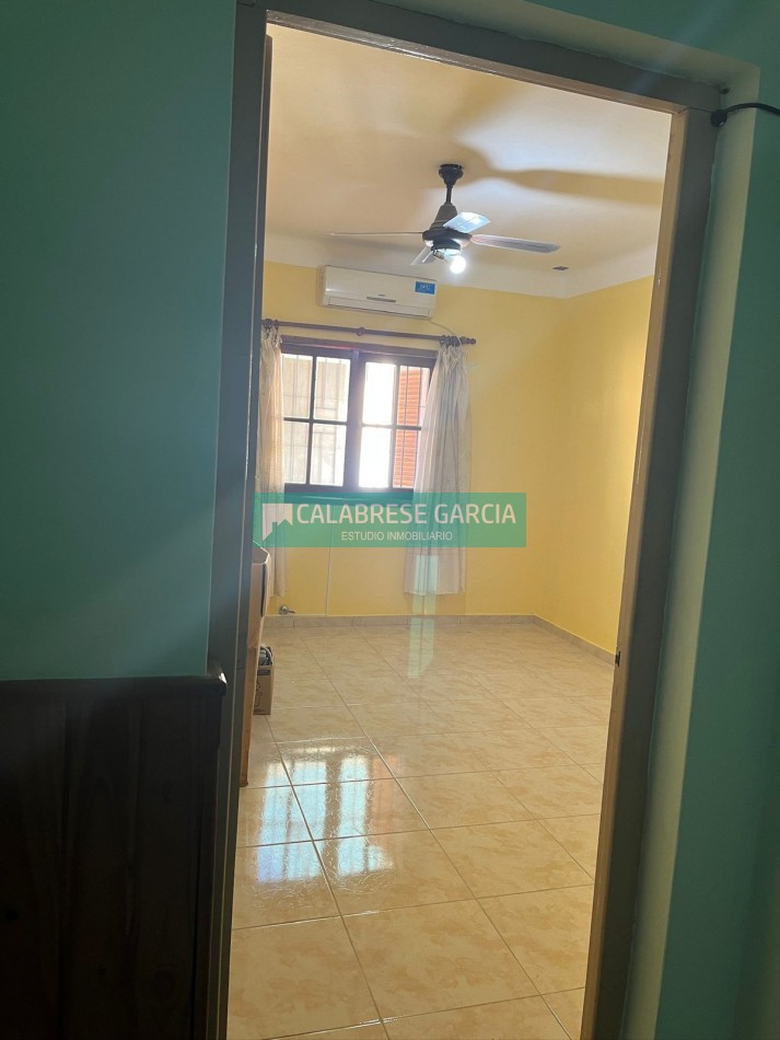 Oportunidad Casa en esquina Blas Parera y Zuviria!