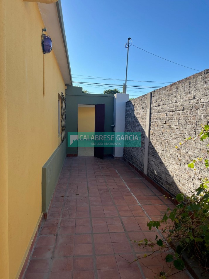 Oportunidad Casa en esquina Blas Parera y Zuviria!