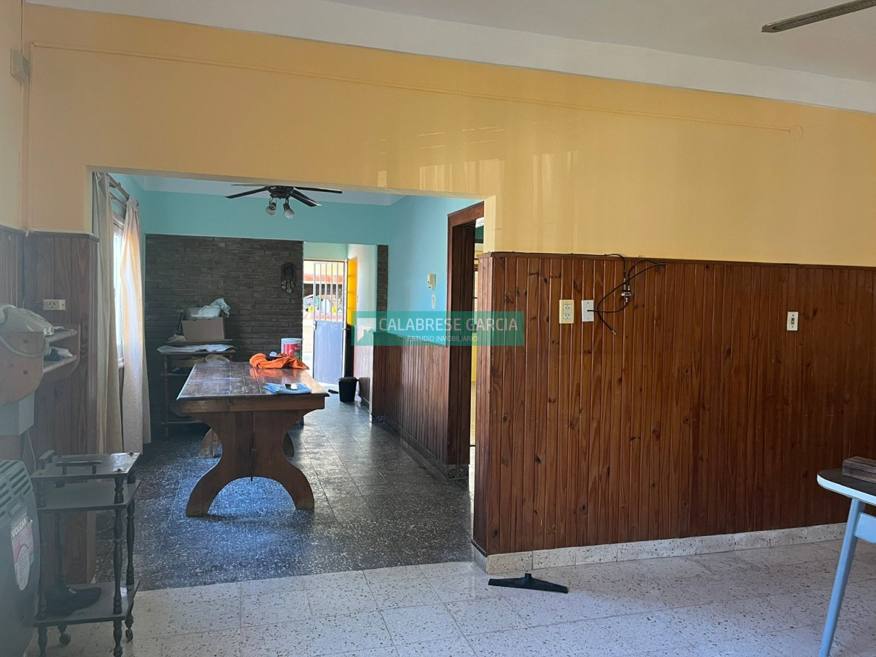 Oportunidad Casa en esquina Blas Parera y Zuviria!