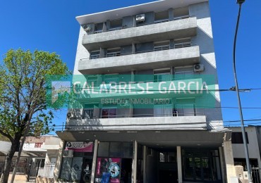 Alquilo departamento de 1 dormitorio PB contrafrente con patio zona Bv. Racedo y Av. de las Americas